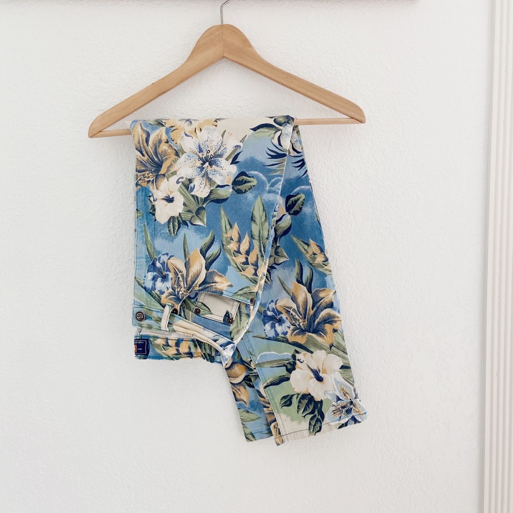 Vintage high rise floral jeans 90s